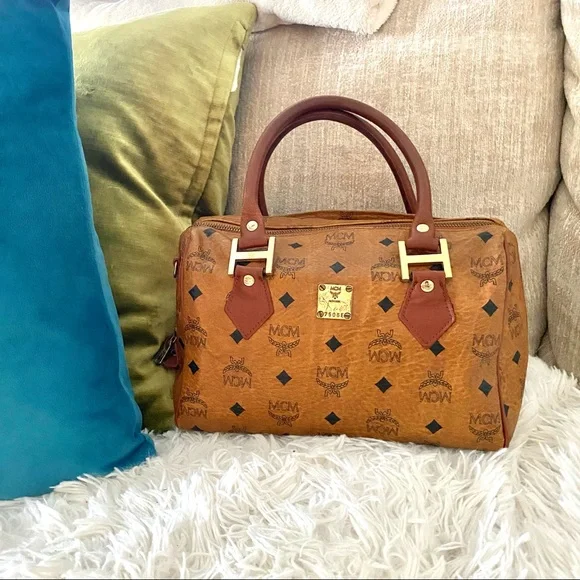 MCM Boston Bag - Picture 3 of 8